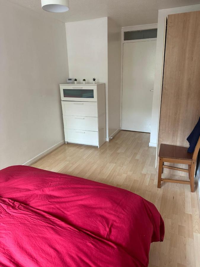 86 Mcdermott Leilighet London Eksteriør bilde